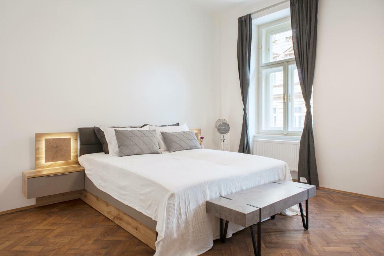 Apartamento Kent Ridge Loft Praga Exterior foto